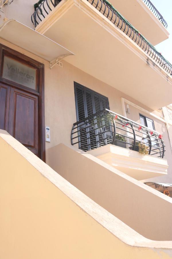 Velleran Accomodation Tarxien Exteriör bild
